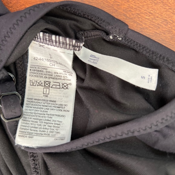 GAP Maternity Recycled Ruffled V-Neck One-Piece Suit - Picture 6 of 6